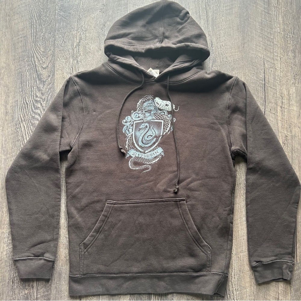 Harry Potter | Warner Bros | Slytherin House Grey Graphic Hoodie Pullover Medium